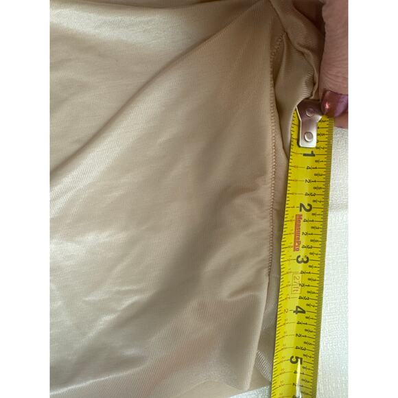 Spanx 1X Beige Shape wear bottoms - Picture 8 of 8